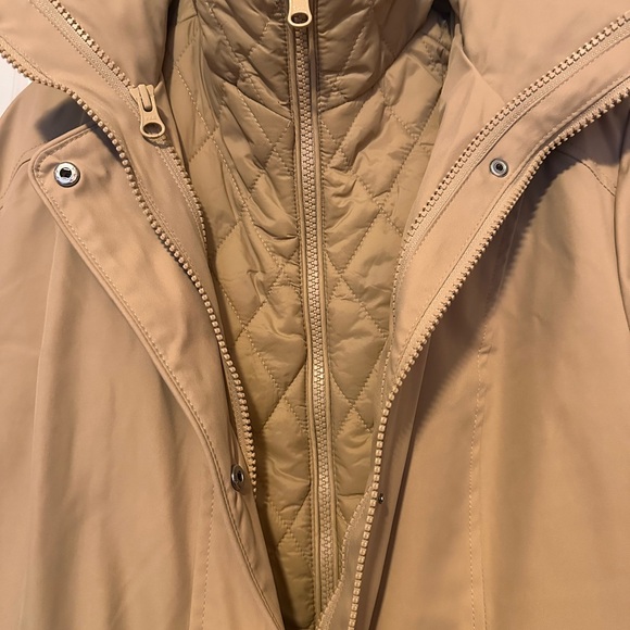 2 in 1 Lands' End Women's Camel Hooded Trench Coat and Vest - Picture 5 of 8